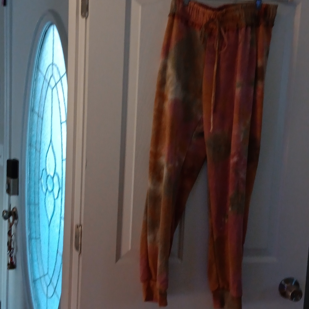 White Birch tie Dye joggers nwot  size S